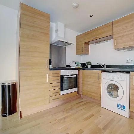 Leeds Docks High End 2bd Λιντς
