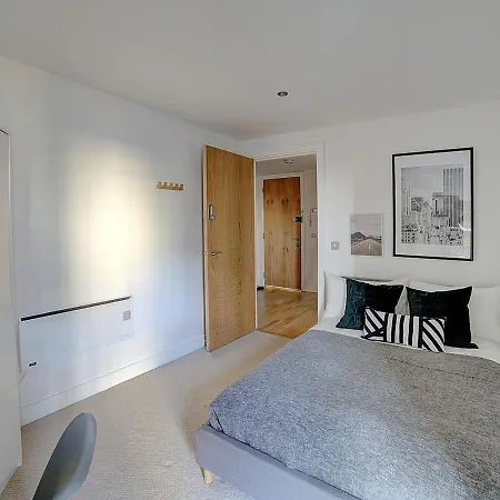 Konukevi Leeds Docks High End 2bd *