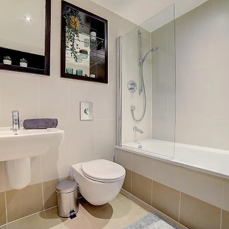 Leeds Docks High End 2bd